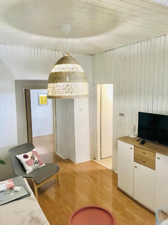 Apartmani-okrug Gornji-ciovo Apartment