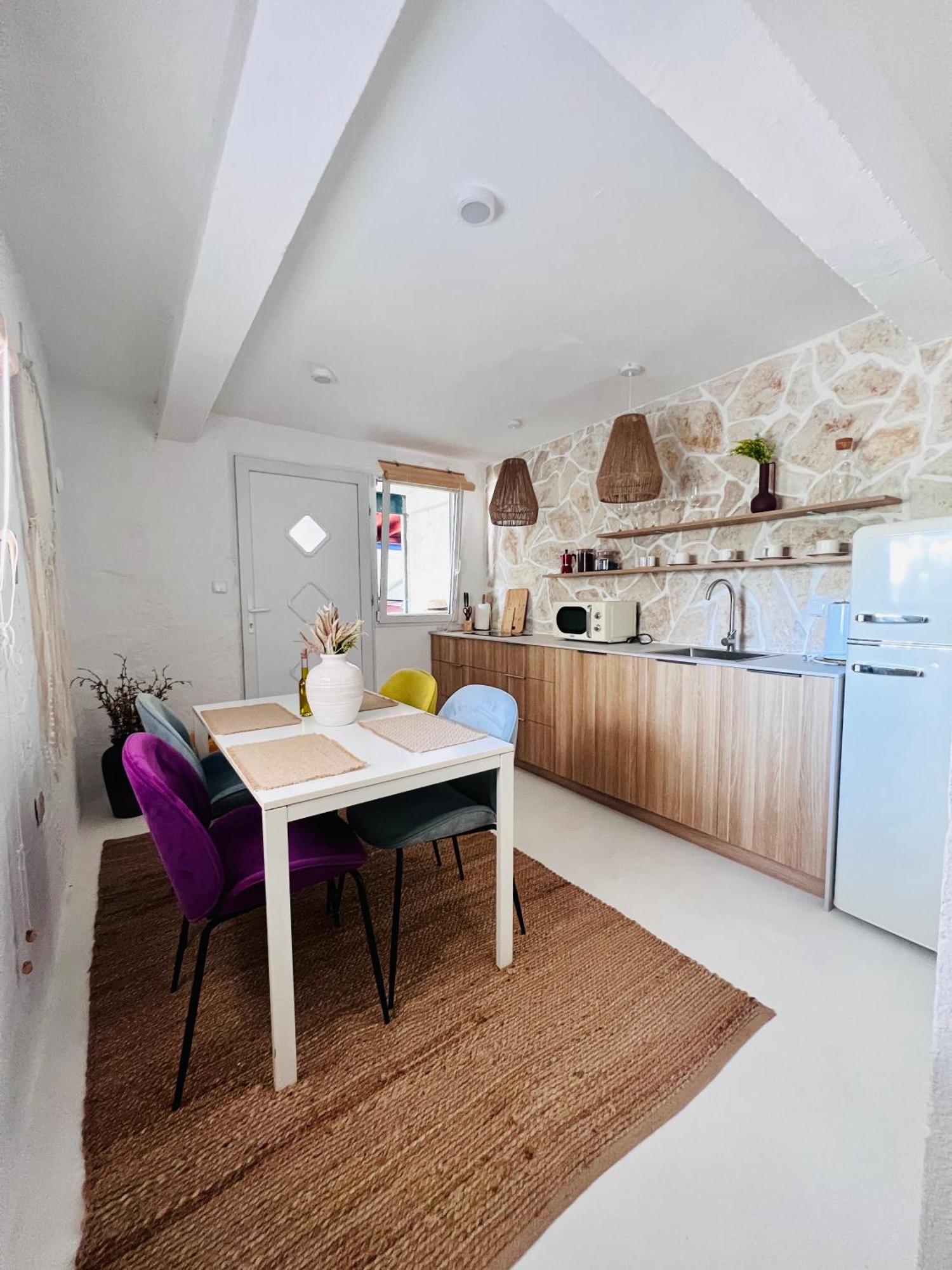 Apartment Apartmani-okrug Gornji-ciovo *