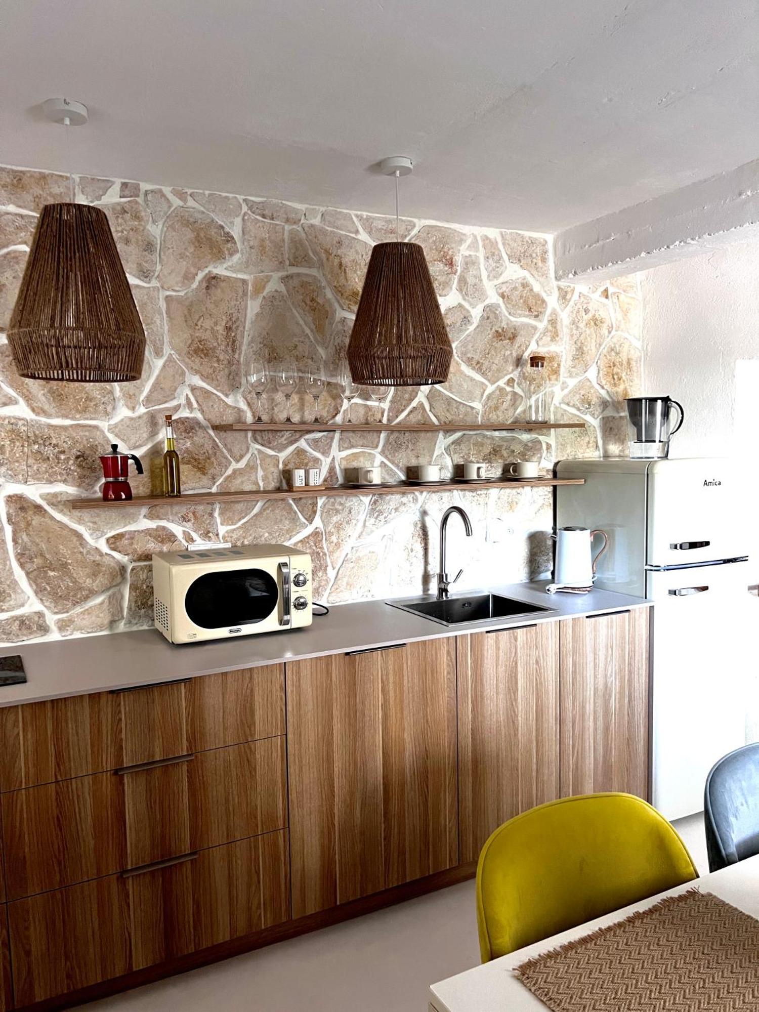 Apartmani-okrug Gornji-ciovo *