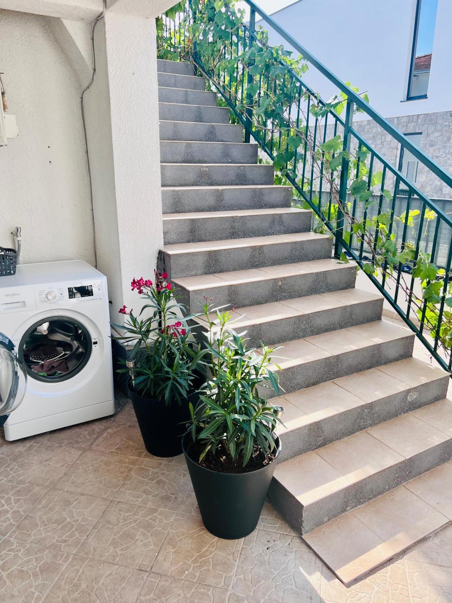 Apartmani-okrug Gornji-ciovo * Trogir